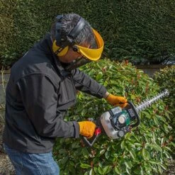 Webb 26cc Double Sided Petrol Hedge Trimmer 12 Webb 26cc Double Sided Petrol Hedge Trimmer -Yougarden Shop 180035 3