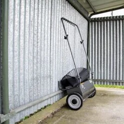 The Handy Push Lawn Sweeper -Yougarden Shop 180057 7