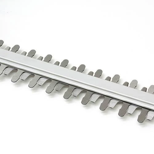 Webb 20v 2Ah Cordless Hedge Trimmer 9 Webb 20v 2Ah Cordless Hedge Trimmer - Image 7