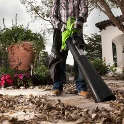 Greenworks 40v Brushless Blower And Vacuum With 2 X 2Ah Batteries And Charger -Yougarden Shop 180290 2